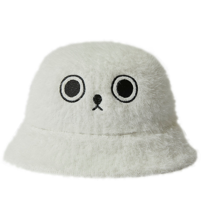 Seal bucket hat