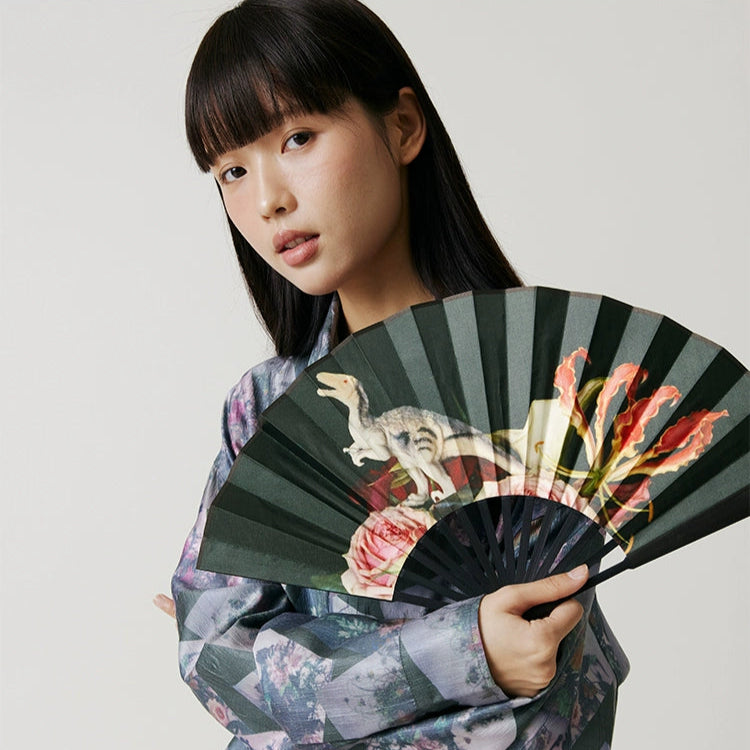 Araki hand fan