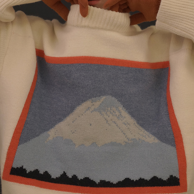 Fuji-san sweater