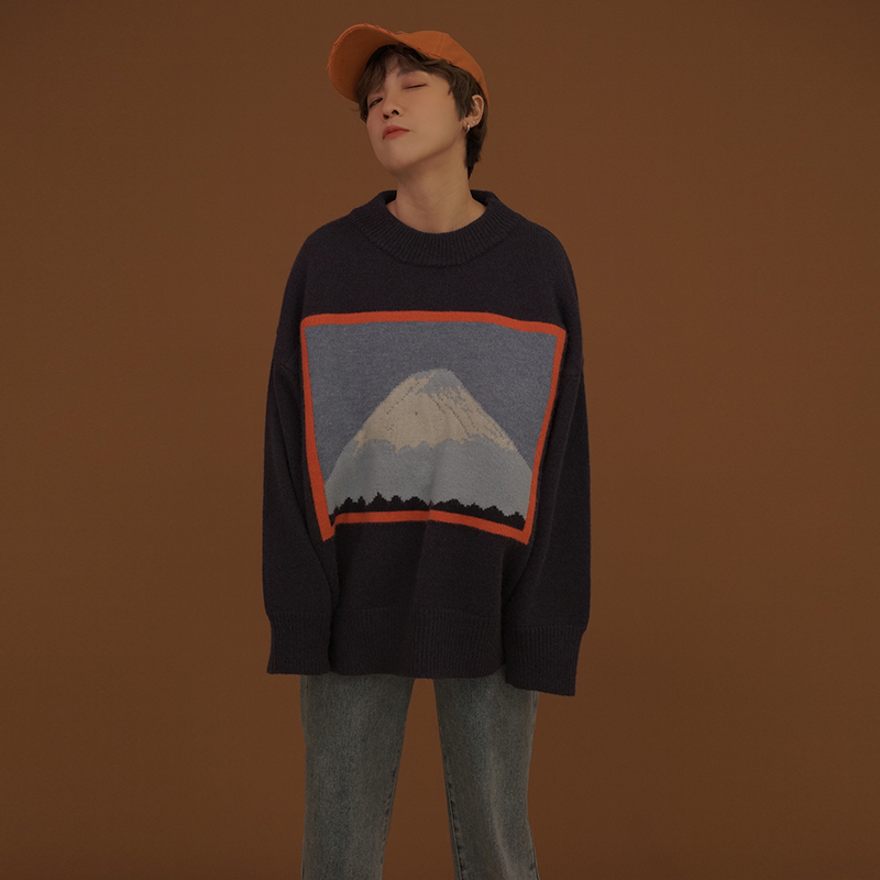 Fuji-san sweater
