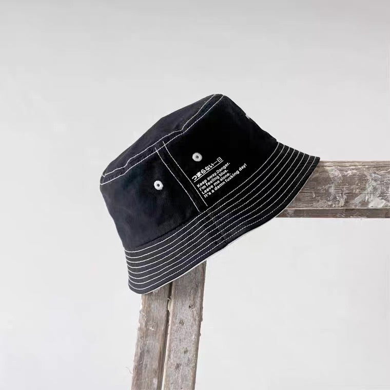 HiDouble bucket hat
