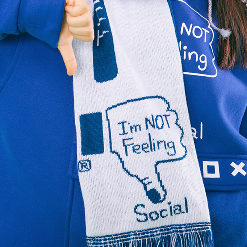 Antisocial scarf